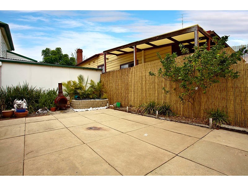 2 Croydon Street, Mayfield NSW 2304