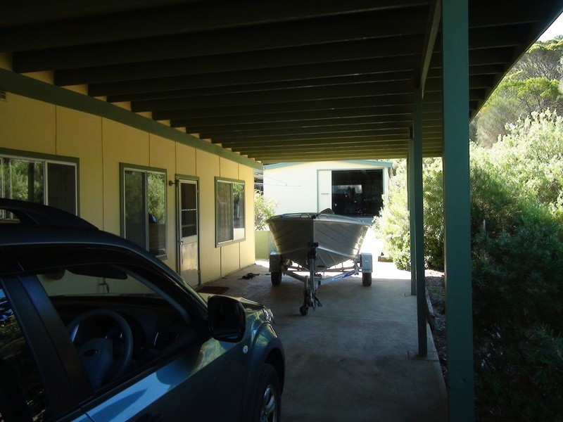 8 Ryberg Road, American River SA 5221