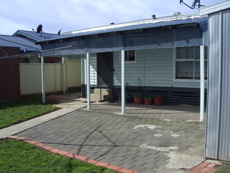13 Daffodil Street, Wendouree VIC 3355