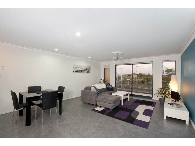 2/9 Marlston Drive, Bunbury WA 6230