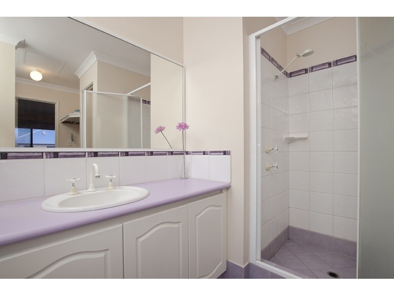 2/9 Marlston Drive, Bunbury WA 6230