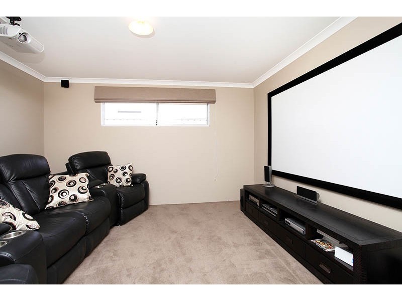 9 Viewed Green, Byford WA 6122