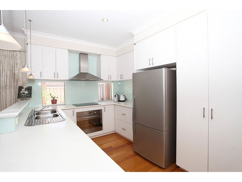 1 York Avenue, Bentley WA 6102