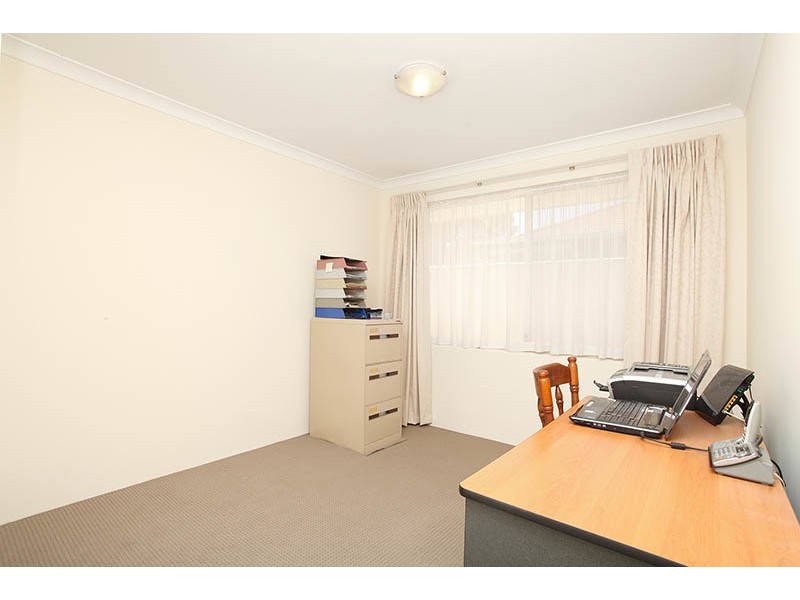 1 York Avenue, Bentley WA 6102