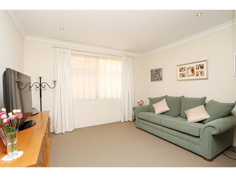 1 York Avenue, Bentley WA 6102