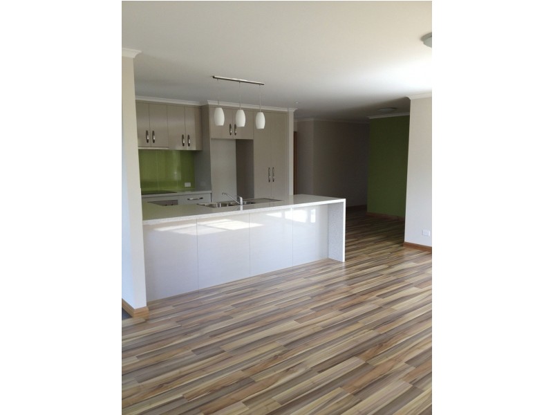 5 Caprice Court, Newnham TAS 7248