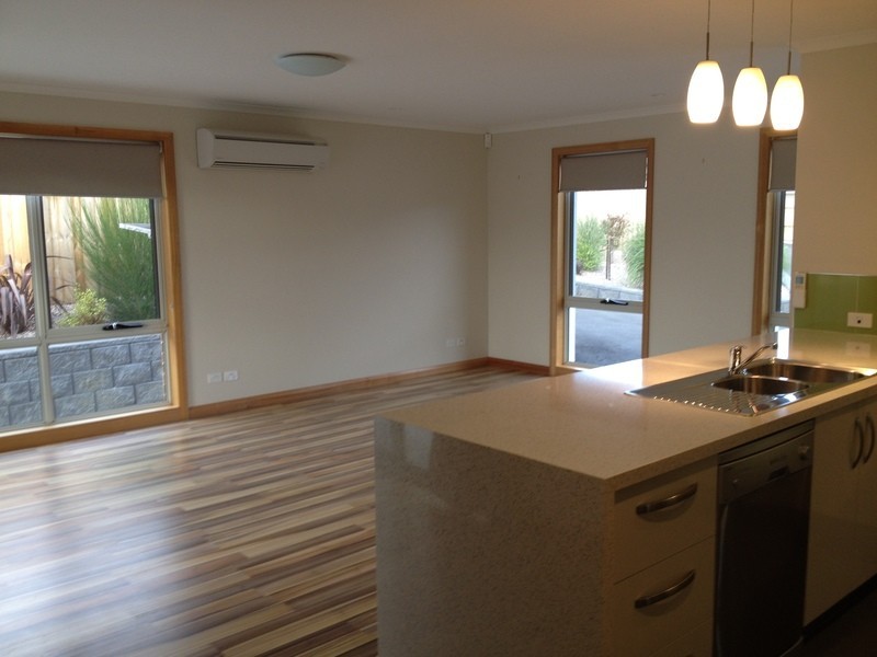 5 Caprice Court, Newnham TAS 7248