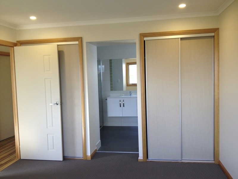 5 Caprice Court, Newnham TAS 7248