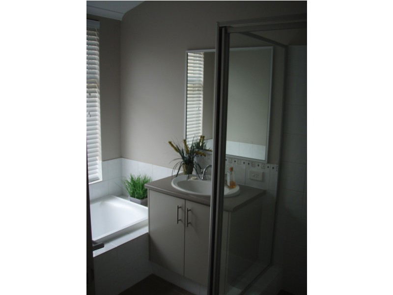 42 Twilight Mews, Aubin Grove WA 6164