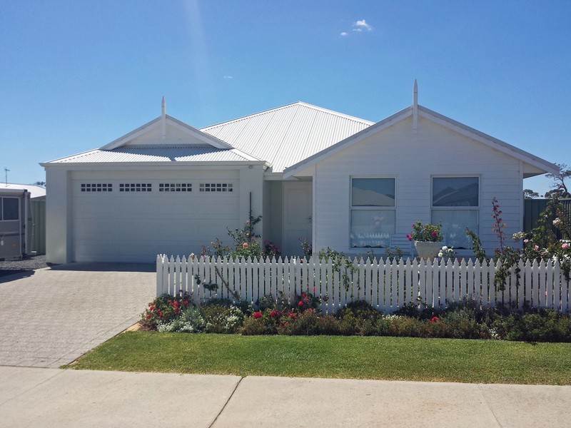 8 Tamarix Crescent, Margaret River WA 6285