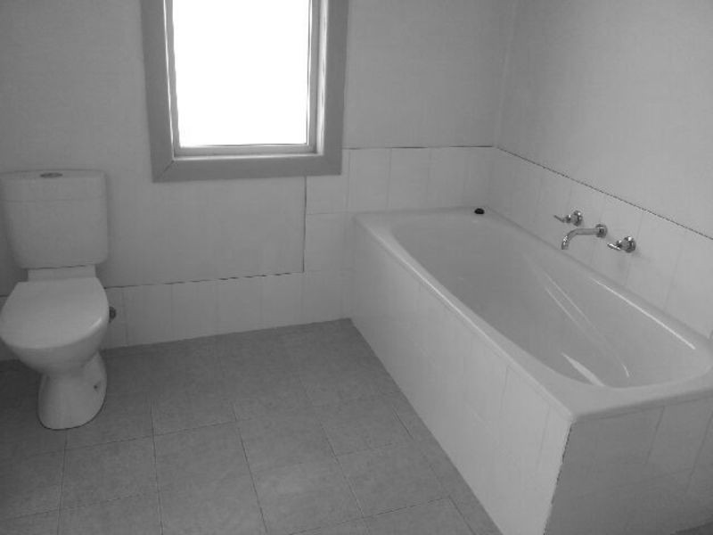 147 Binnia Street, Coolah NSW 2843