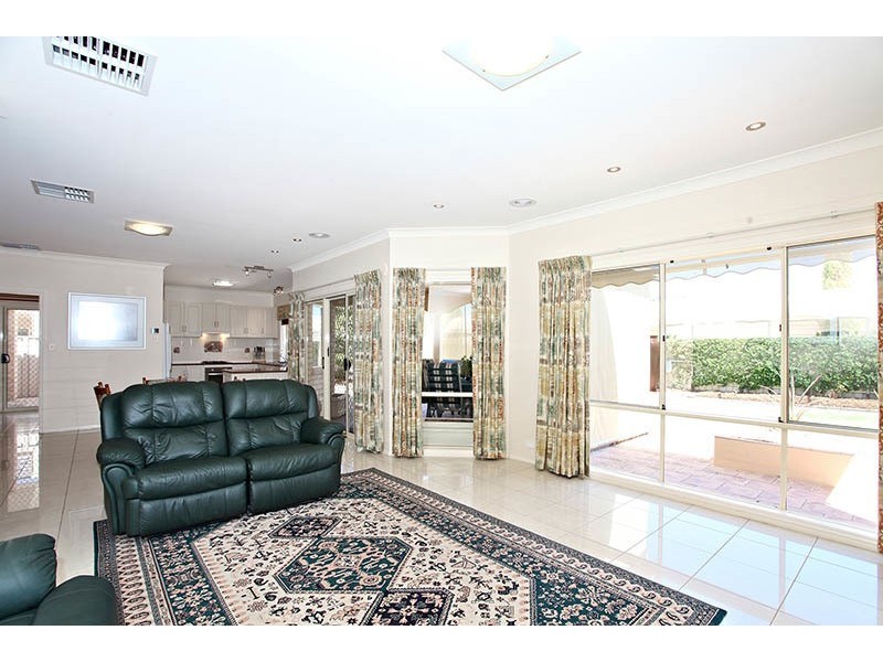 126 Coromandel Parade, Craigburn Farm SA 5051