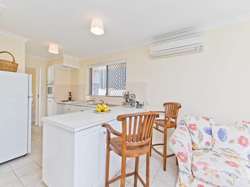 26 Dampier Avenue, City Beach WA 6015