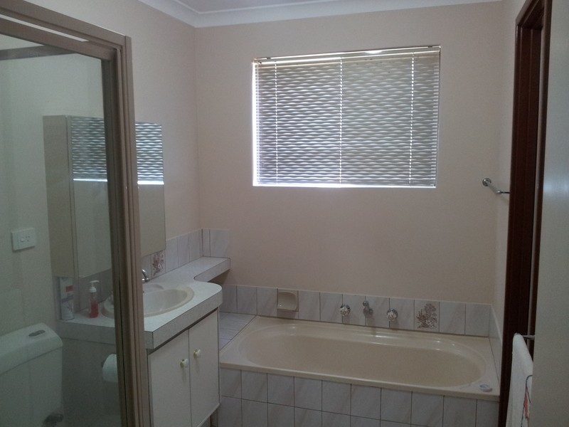 27B Glenbank Crescent, Kallaroo WA 6025