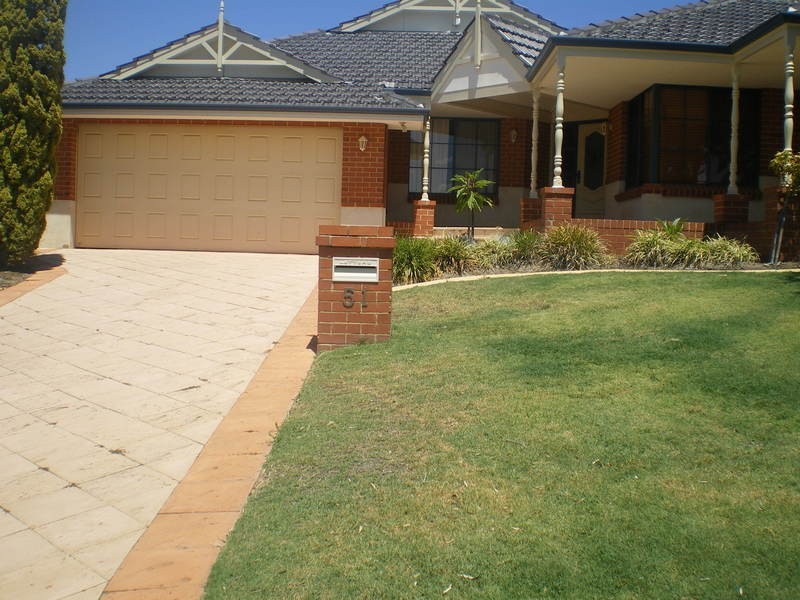 51 Warringah Close, Kallaroo WA 6025