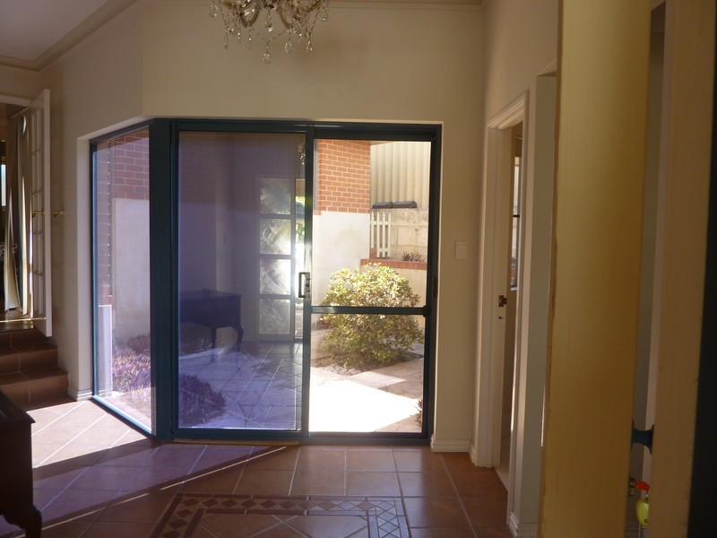 51 Warringah Close, Kallaroo WA 6025