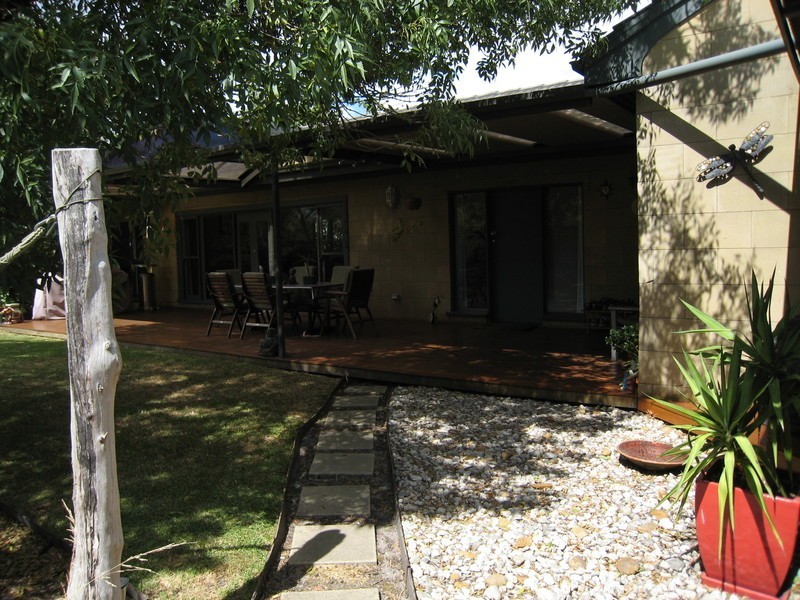 16 Helena Street, Mount Martha VIC 3934