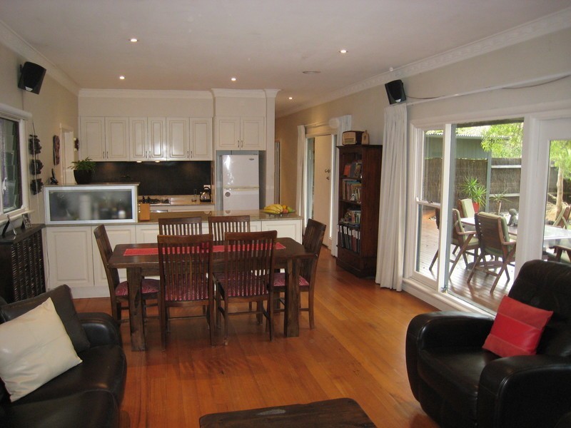 16 Helena Street, Mount Martha VIC 3934