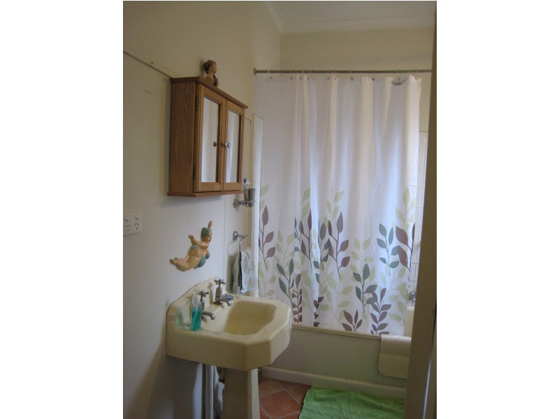 16 Helena Street, Mount Martha VIC 3934