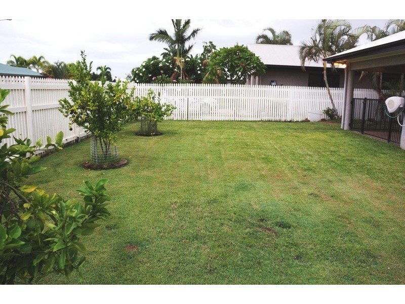 16 Mona Vale, Annandale QLD 4814