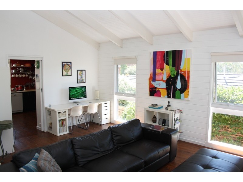 10 Wynfield Drive, Highton VIC 3216