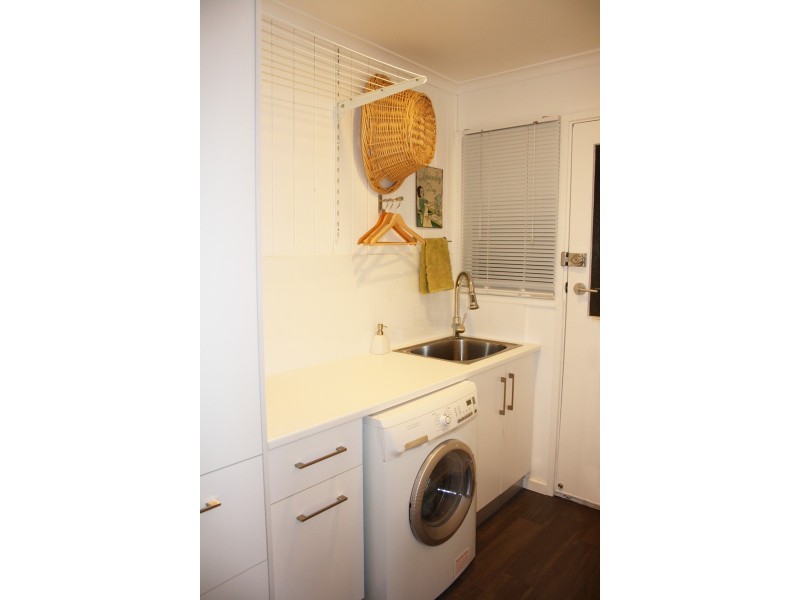 10 Wynfield Drive, Highton VIC 3216