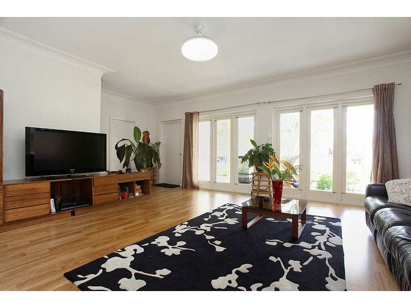 72 Gray Street, Carina QLD 4152