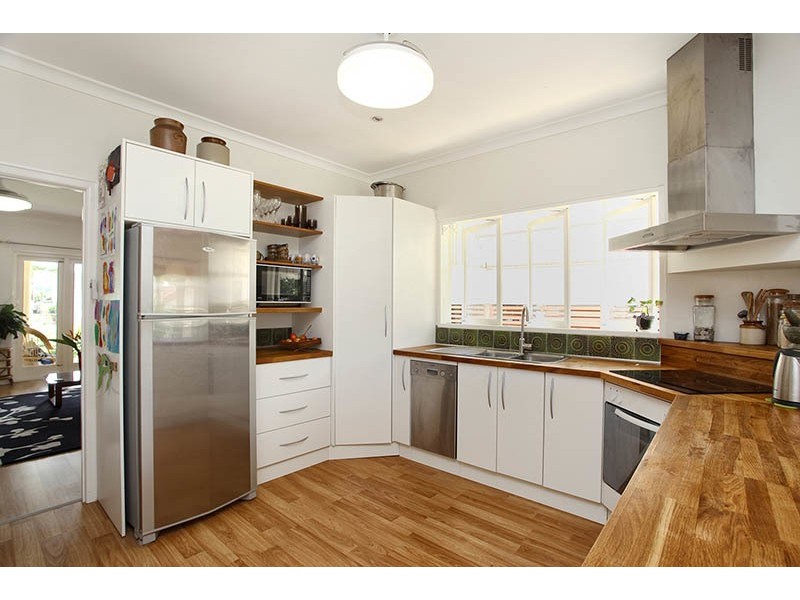 72 Gray Street, Carina QLD 4152