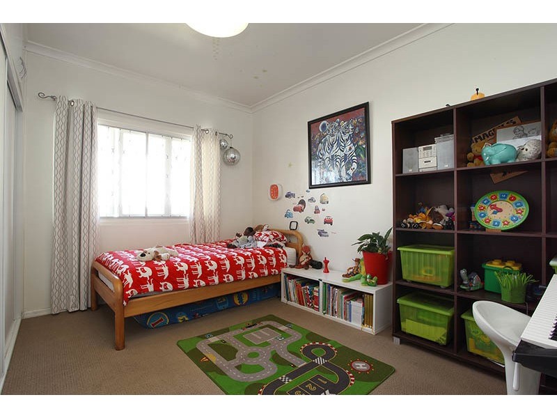 72 Gray Street, Carina QLD 4152