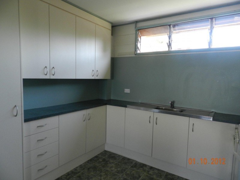 69 Booth Avenue, Tannum Sands QLD 4680
