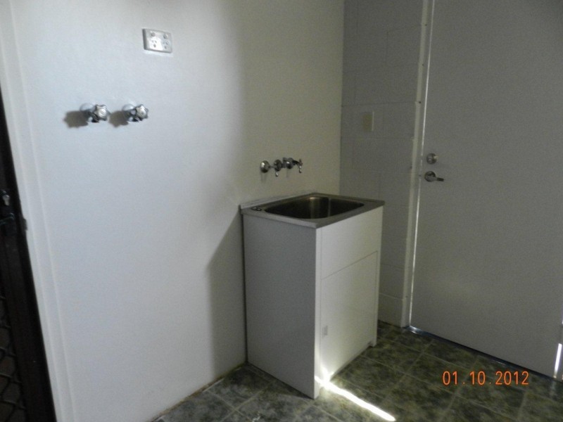 69 Booth Avenue, Tannum Sands QLD 4680