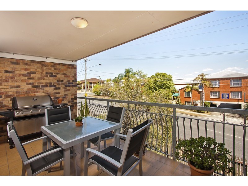 4/2 Kirkland Ave, Coorparoo QLD 4151