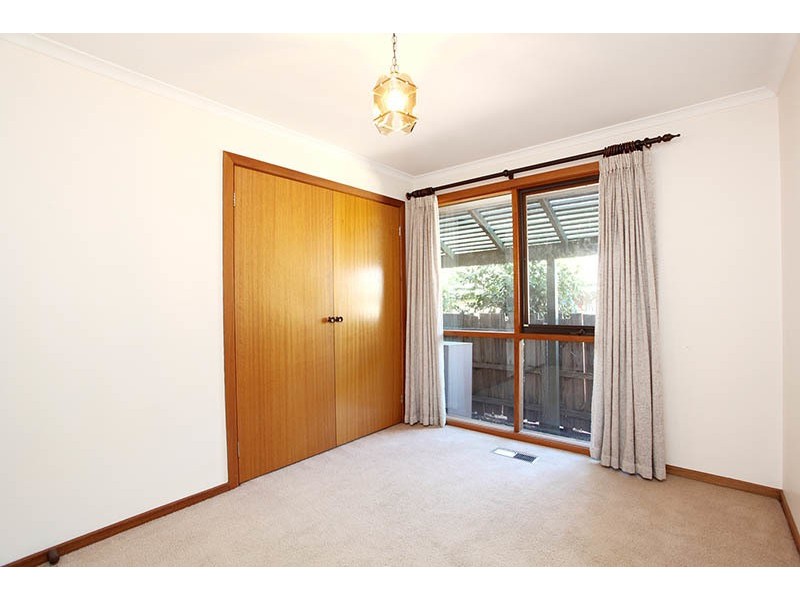 52 Ponsford Avenue, Wantirna South VIC 3152