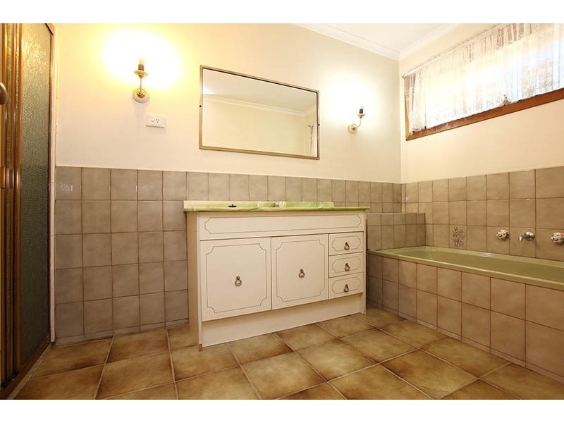 52 Ponsford Avenue, Wantirna South VIC 3152