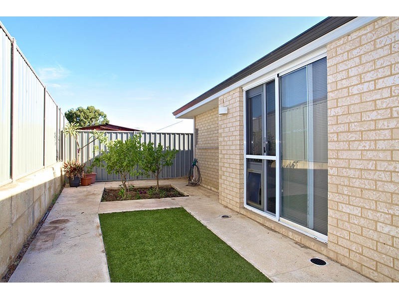10 Chipping Crescent, Wellard WA 6170