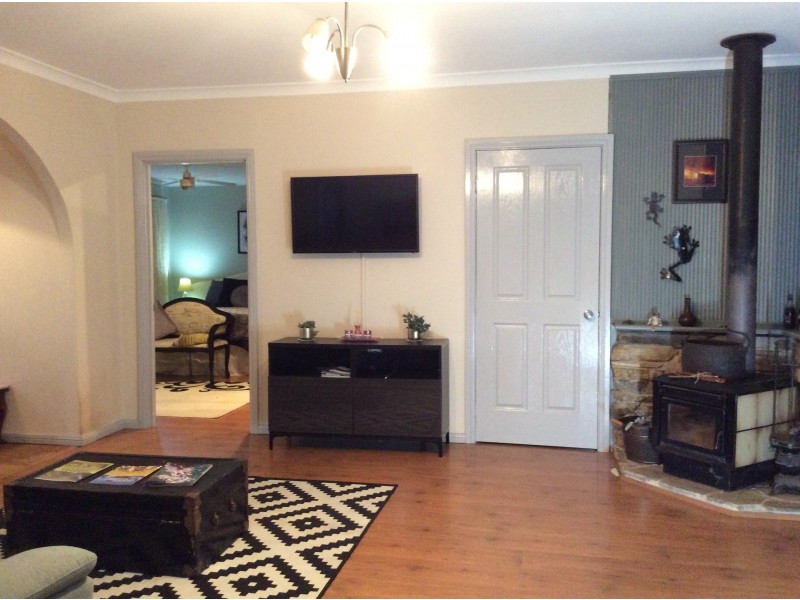 123 Julimar Road, Toodyay WA 6566