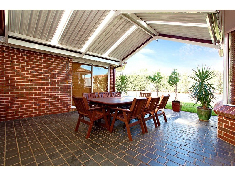 16 Barrett Place, Cranebrook NSW 2749