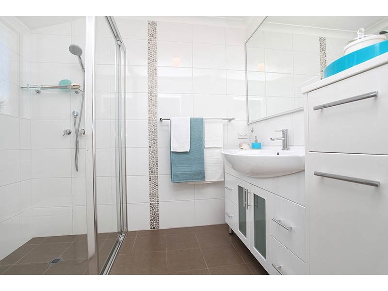 17 Callawa Street, Golden Bay WA 6174