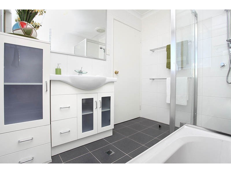 17 Callawa Street, Golden Bay WA 6174