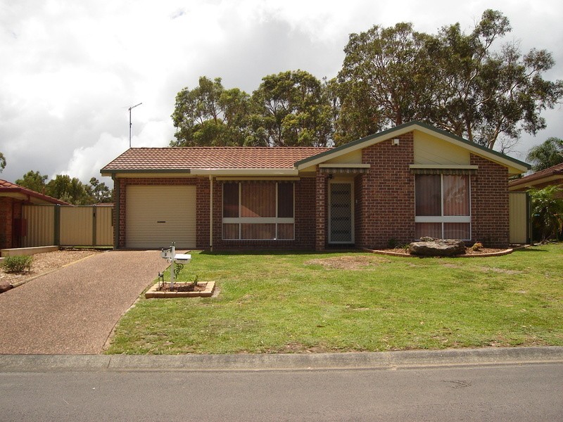 5 Karwin Close, Buff Point NSW 2262