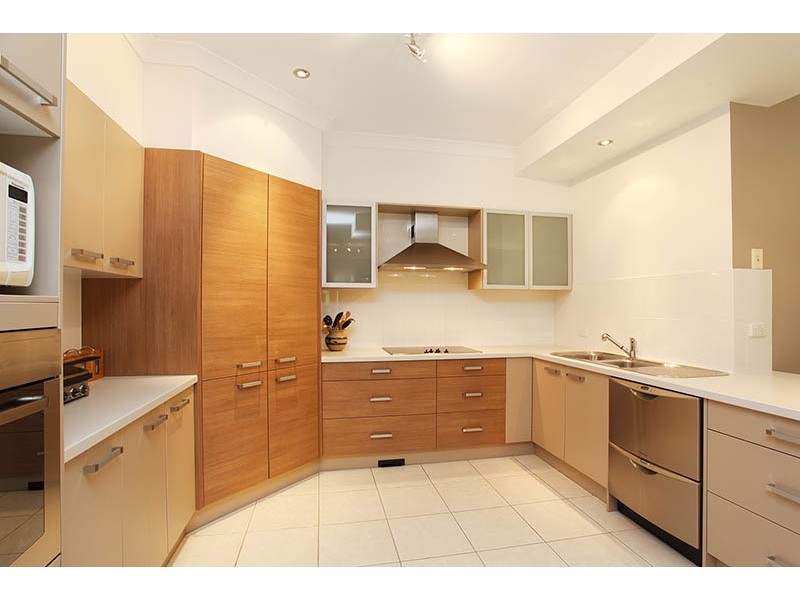 Seventeen Mile Rocks QLD 4073