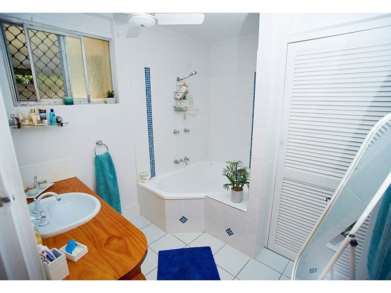 11 Florey Street, Wulguru QLD 4811