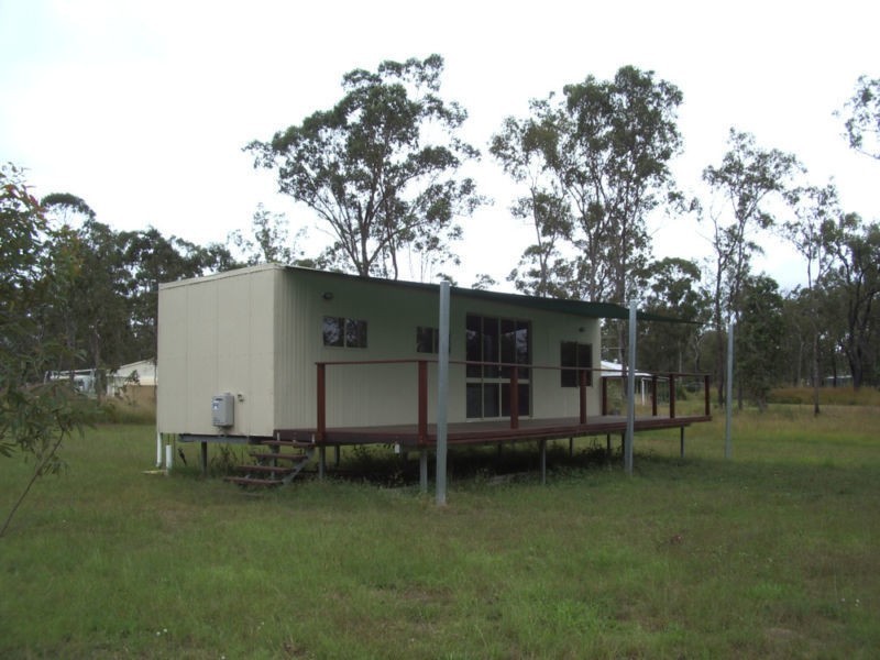 47 River Road, Millstream QLD 4888