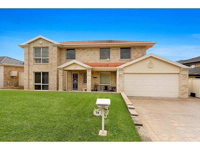 74 Horsley Drive, Horsley NSW 2530