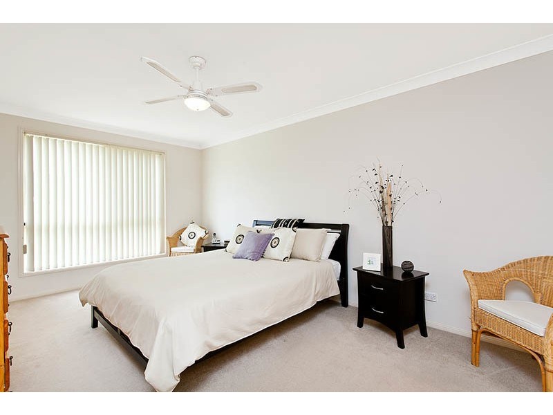 74 Horsley Drive, Horsley NSW 2530