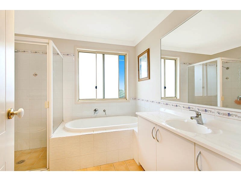 74 Horsley Drive, Horsley NSW 2530