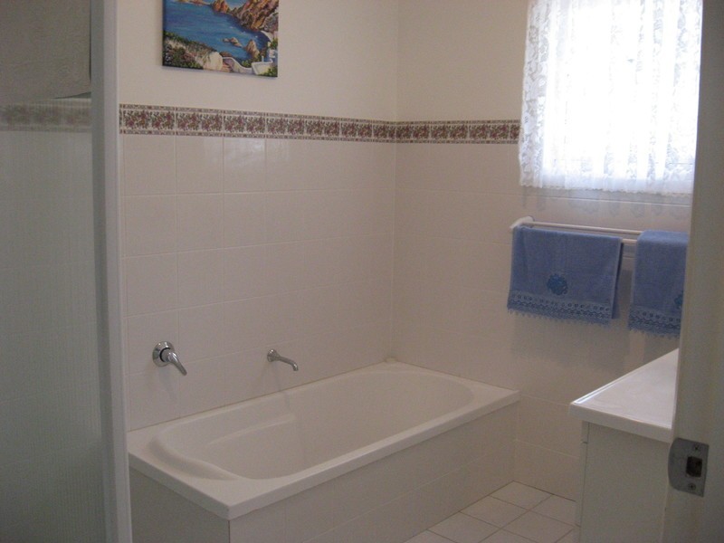 64 Eucalyptus Drive, Dalmeny NSW 2546