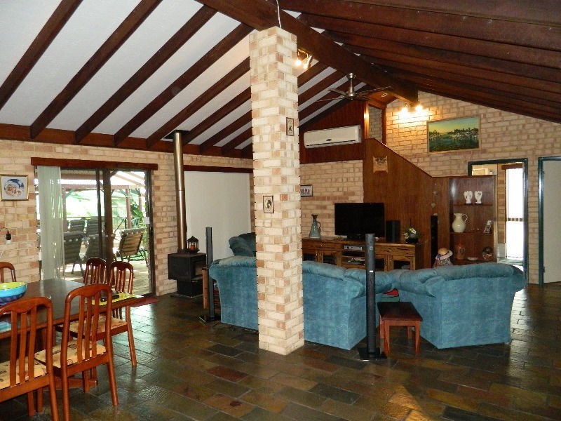 1A Marri Court, Parklands WA 6180