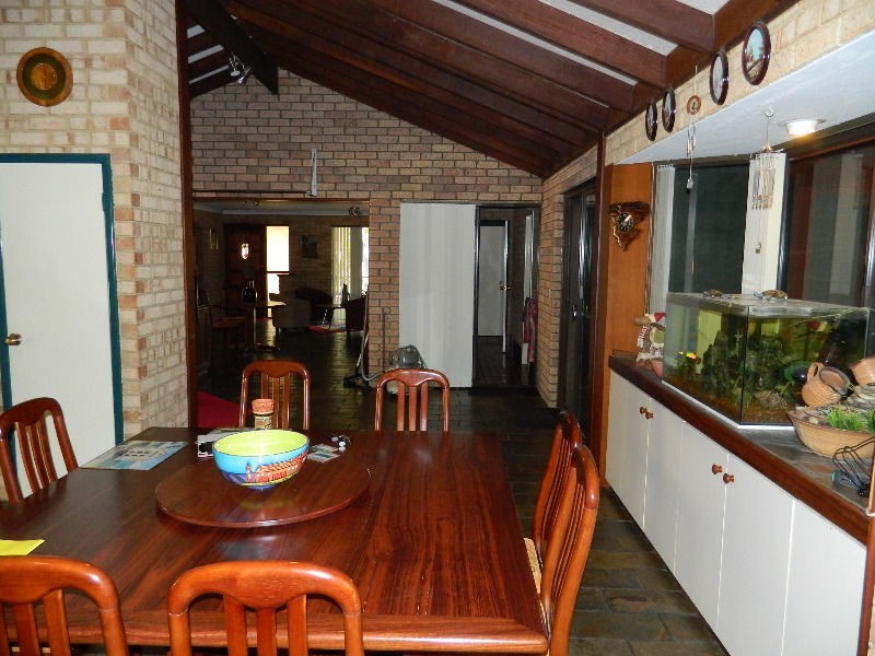 1A Marri Court, Parklands WA 6180