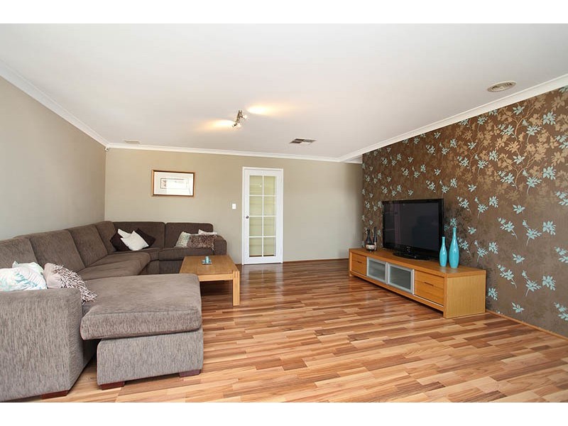 23  Fulmar Way, Seville Grove WA 6112